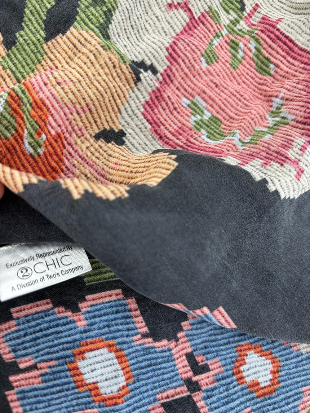 ONE HUNDRED STARS Woven Flower Crepe Kimono - Picture 8 of 12